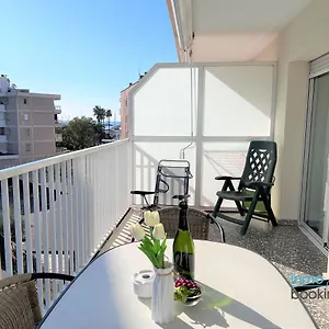 Apartamento Eden Mar Cambrils,climatizado, Parking , Wifi Y Playa, Cambrils